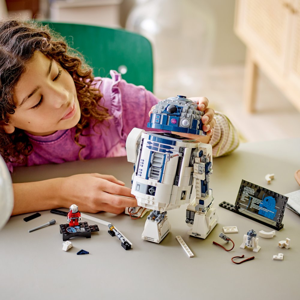 LEGO Star Wars | R2-D2 (75379) | 1050 Piezas | +10 Años