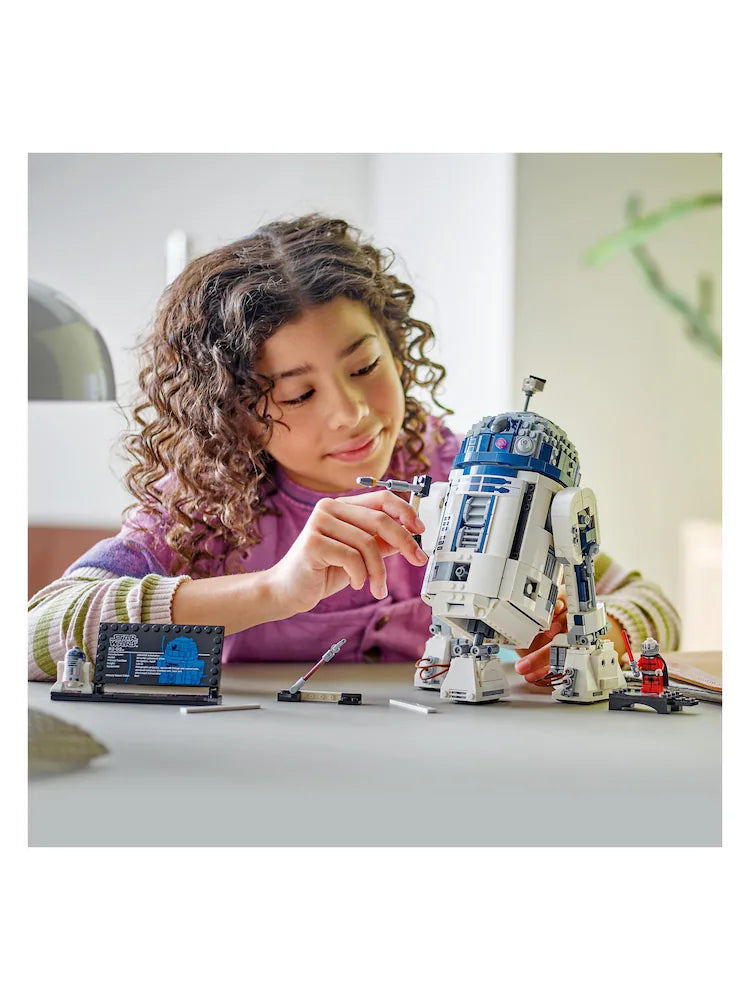 LEGO Star Wars | R2-D2 (75379) | 1050 Piezas | +10 Años