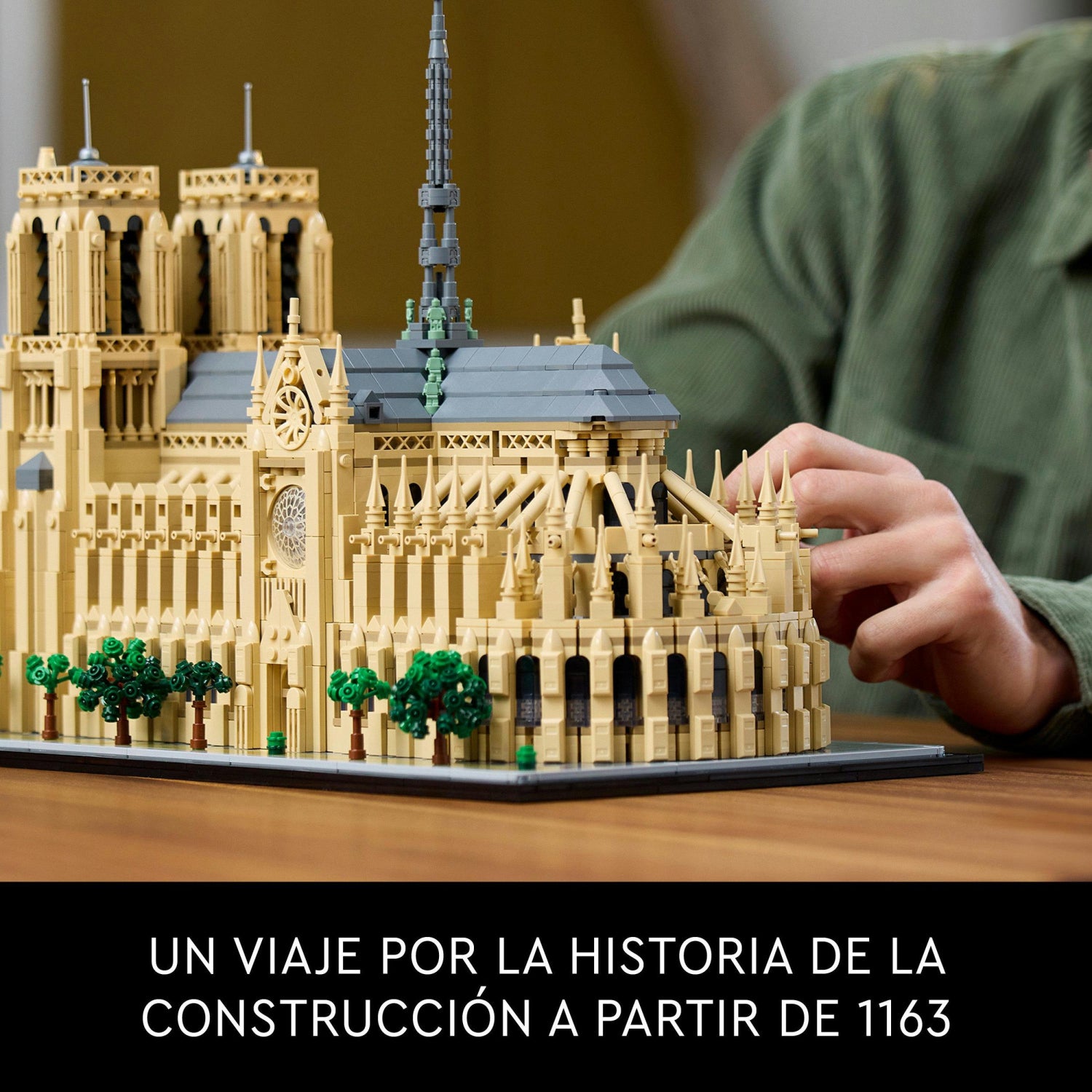 LEGO Architecture | Notre Dame de París (21061) | 4383 Piezas | +18 Años
